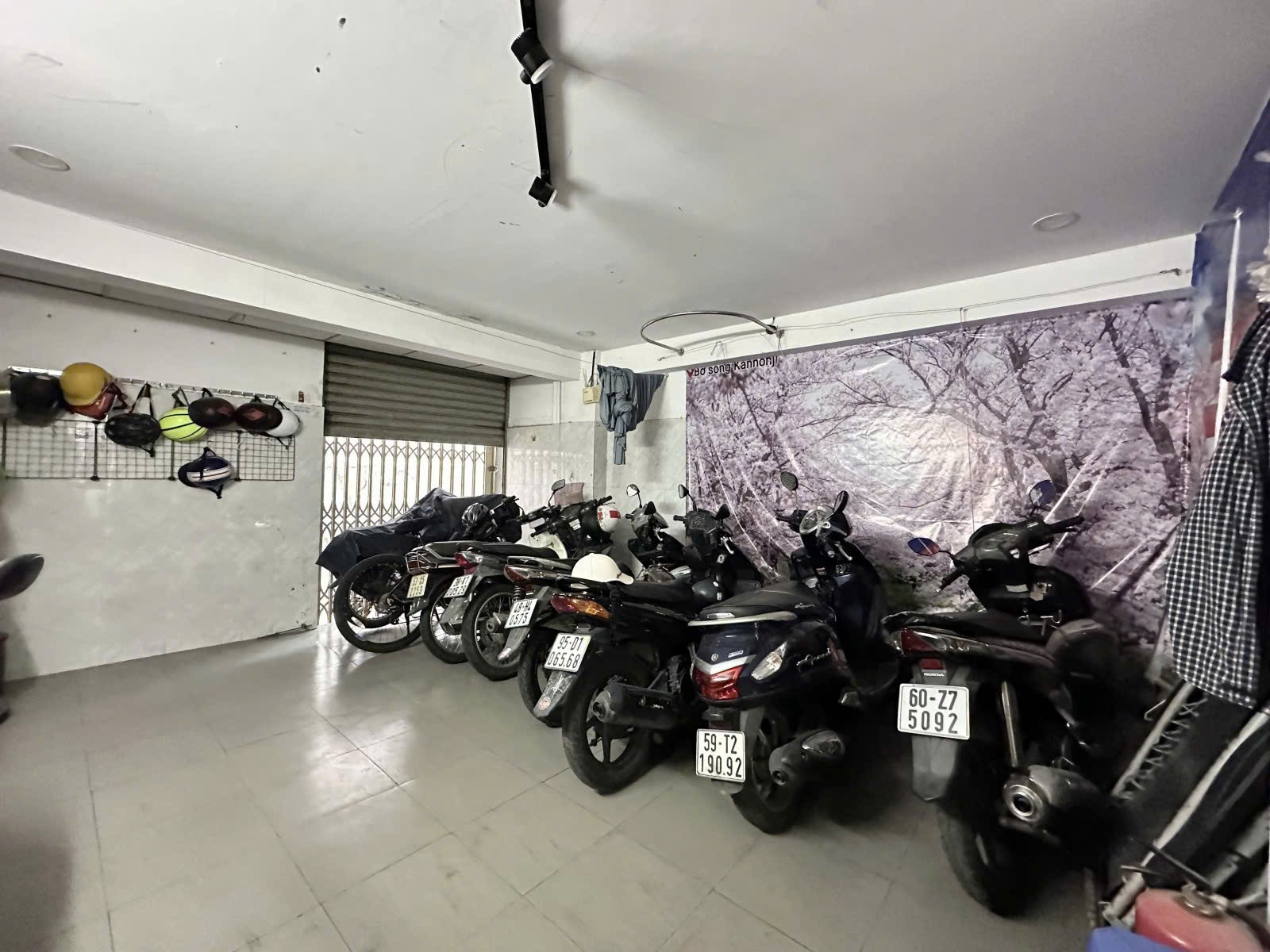 MẶT TIỀN NGUYỄN HỮU CẢNH ĐỐI DIỆN SAIGON PEARL - 5 TẦNG THANG MÁY - DÒNG TIỀN 850TR/NĂM 13