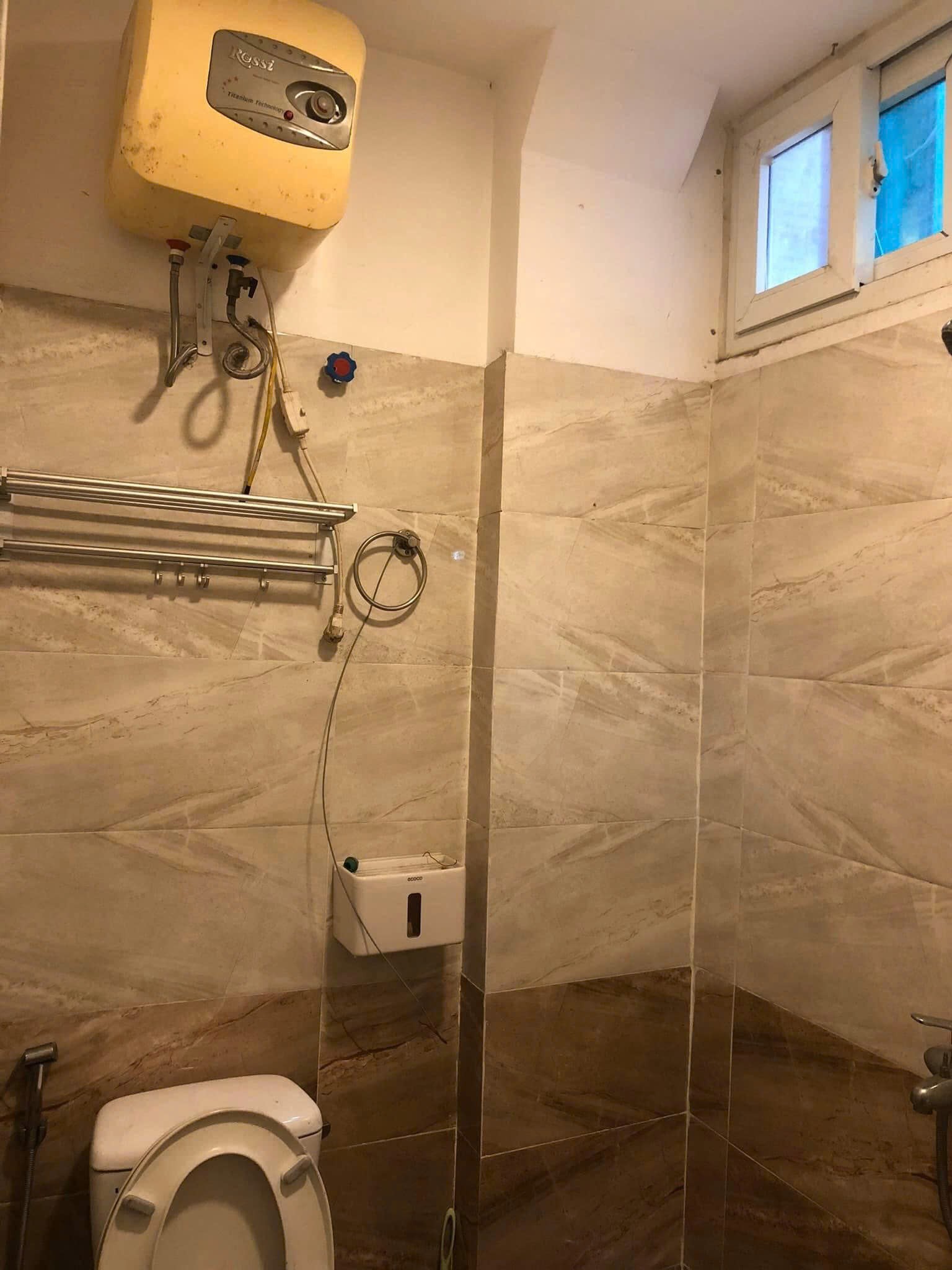 Cho thuê nhà riêng Lê Quang Đạo Phú Đô, Từ Liêm 32M X 5T giá 10tr Ở NHÓM 3