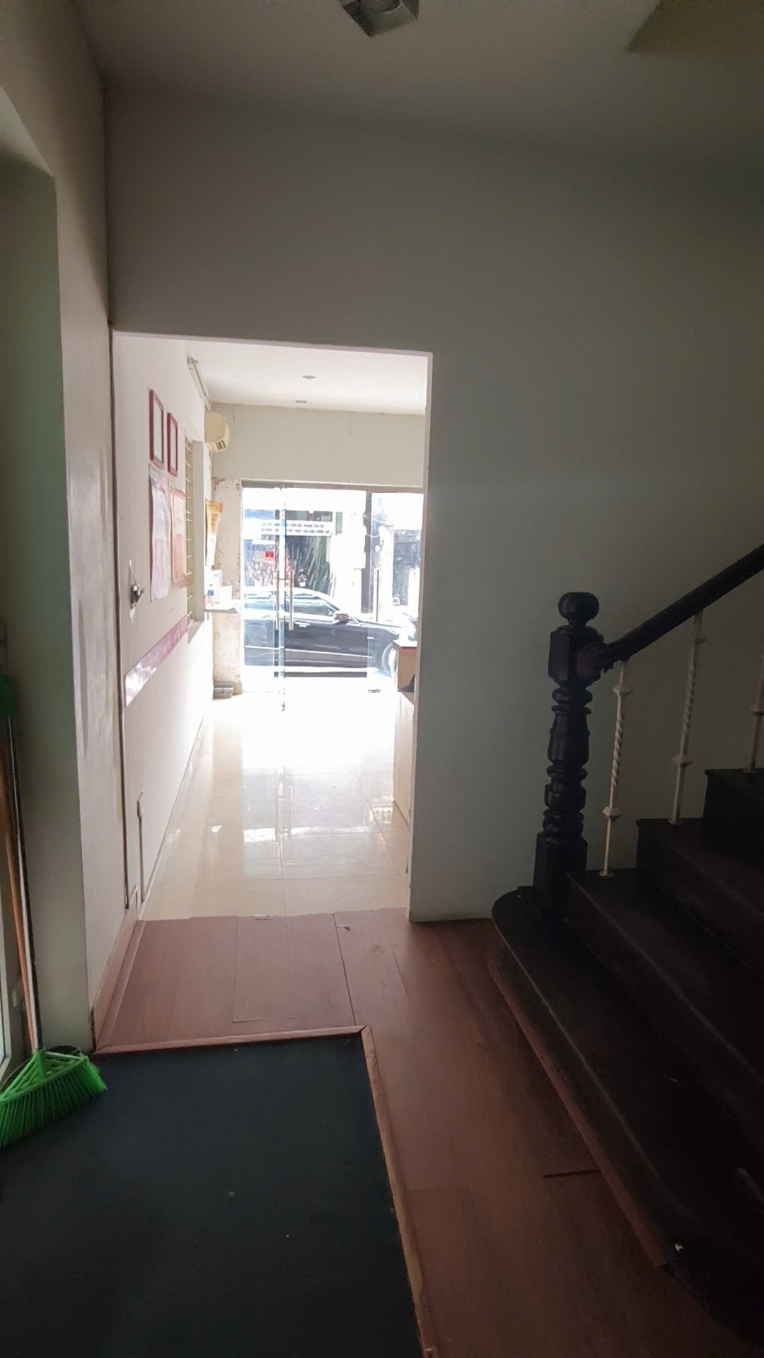 Cho thuê MẶT PHỐ, LÔ GÓC ở Giảng Võ, Ba Đình 65M X 5T giá 35tr