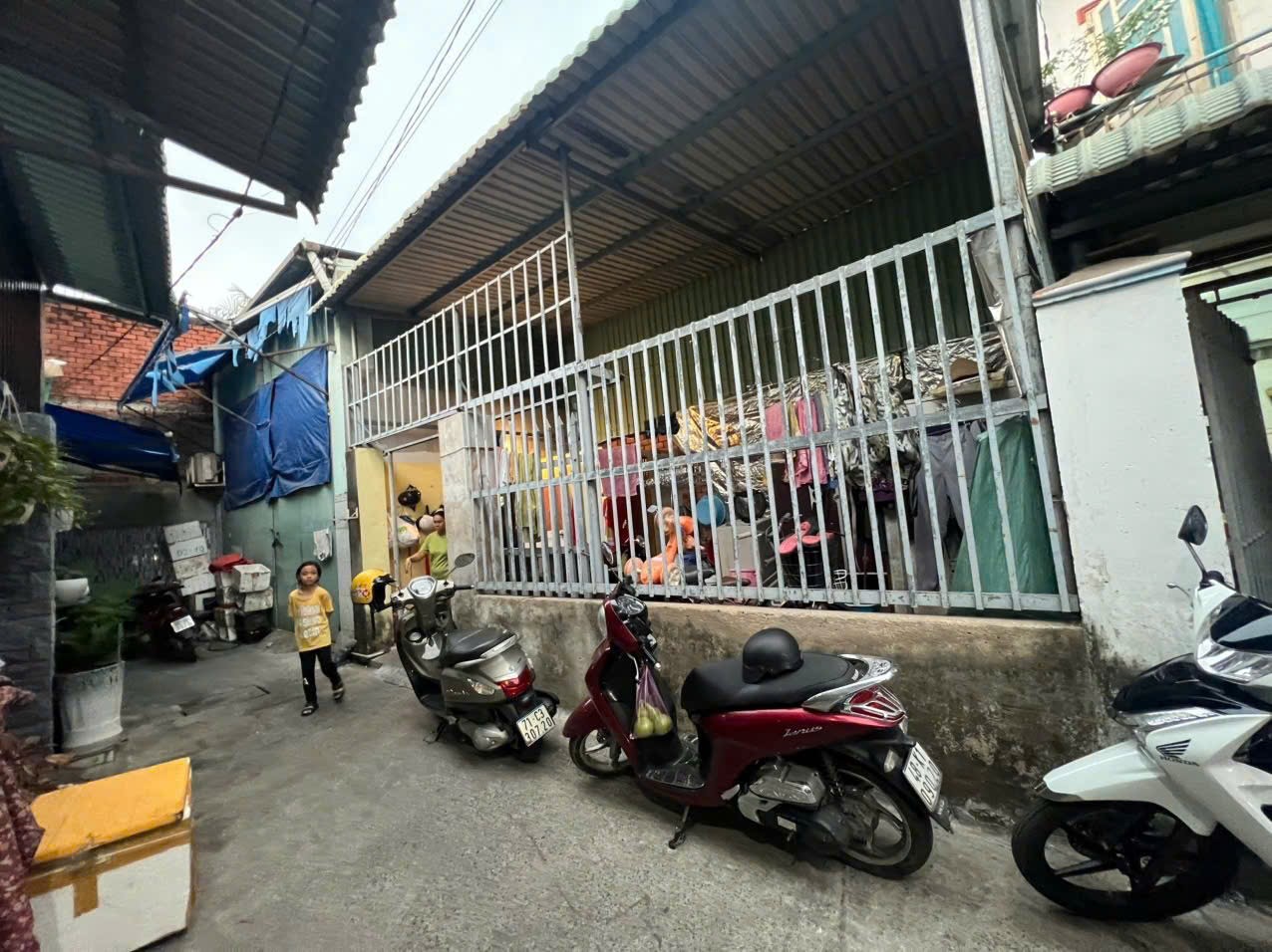 NHÀ 57M2 SHR - KO QUY HOẠCH KO LỘ GIỚI - NGAY NHÀ THỜ DĨ AN - CHỢ DĨ AN 2