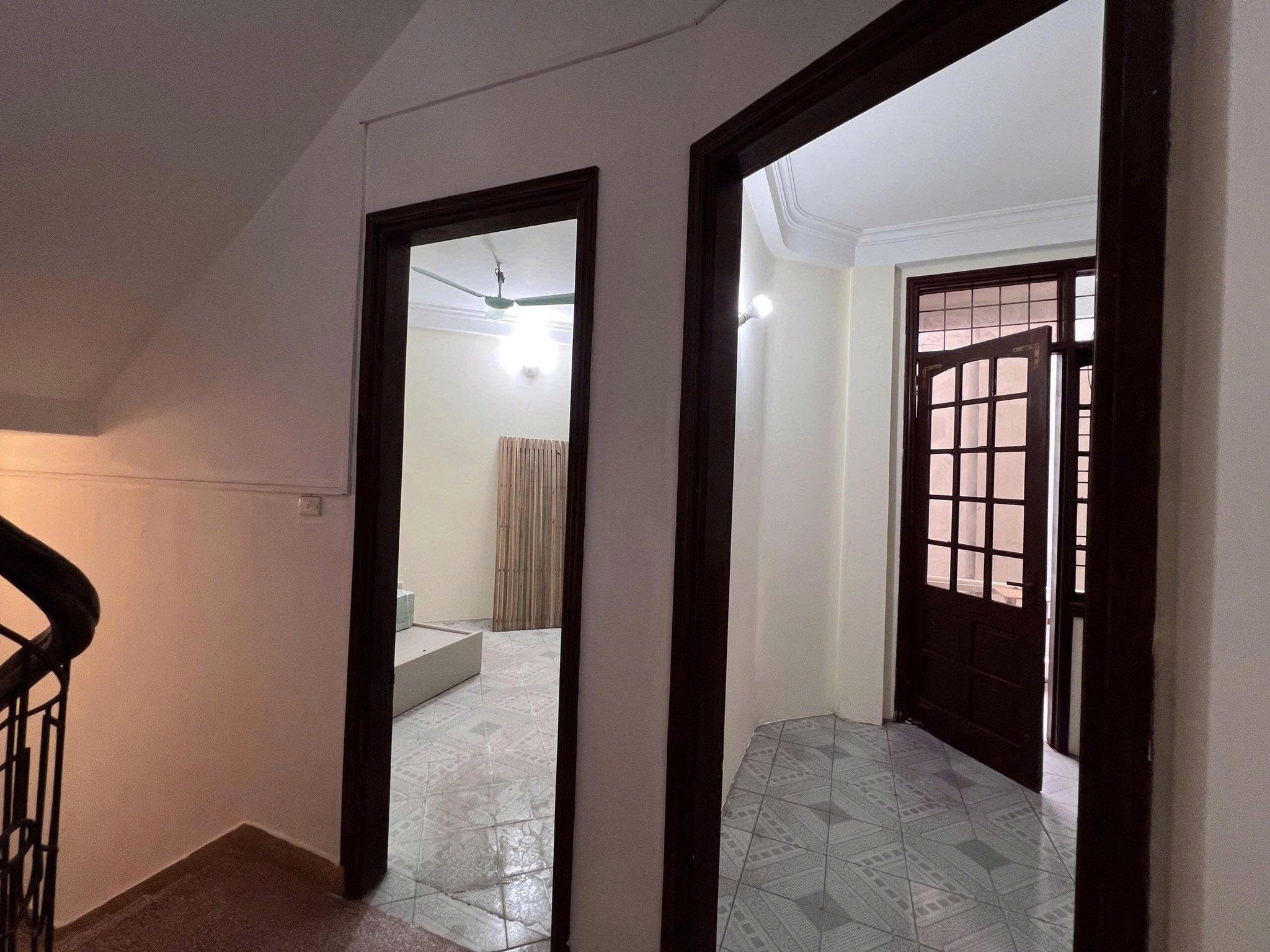 Cho thuê nhà riêng Đông Quan, Cầu Giấy DTSD  70m X 3T giá 13 triệu 2