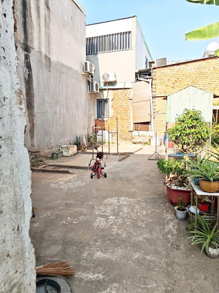 80M2 FULL THỔ - CÓ CĂN NHÀ NHỎ VÀ SÂN RỘNG – SHR KO QUY HOẠCH – NGUYỄN ĐỨC THIỆU DĨ AN - 2,38 TỶ 3