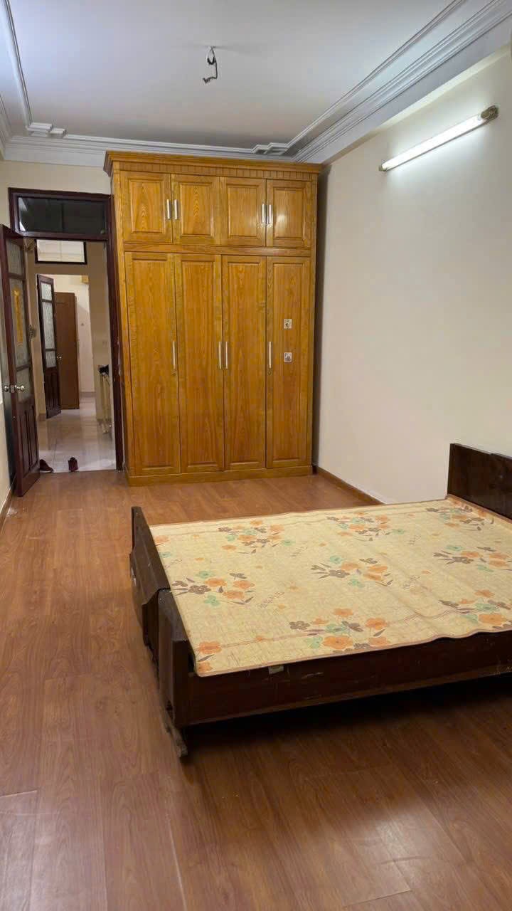 Cho thuê nhà riêng ngõ Ô TÔ - KD Vương Thừa Vũ, Thanh Xuân 50M X 4T giá 15 triệu 3