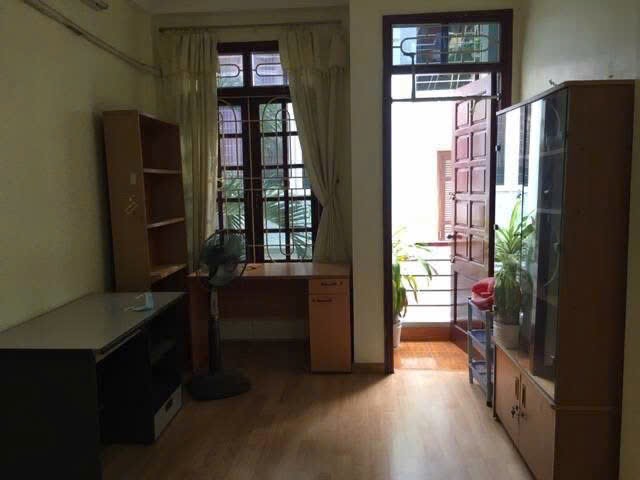 Cho thuê nhà riêng ngõ Ô TÔ - KD Vương Thừa Vũ, Thanh Xuân 50M X 4T giá 15 triệu 5