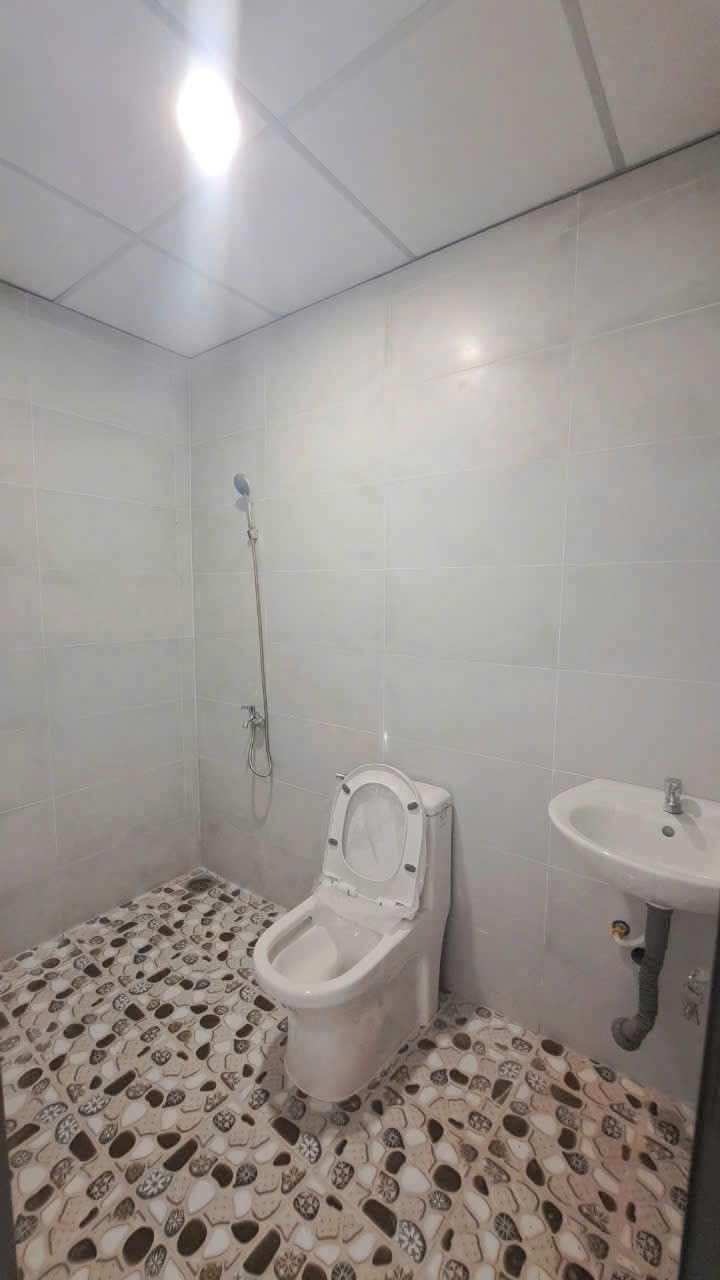 NHÀ 41M2 SỔ RIÊNG - HẺM Ô TÔ KẾ BÊN CHUNG CƯ STOWN THỦ ĐỨC - KO QUY HOẠCH KO LỘ GIỚI