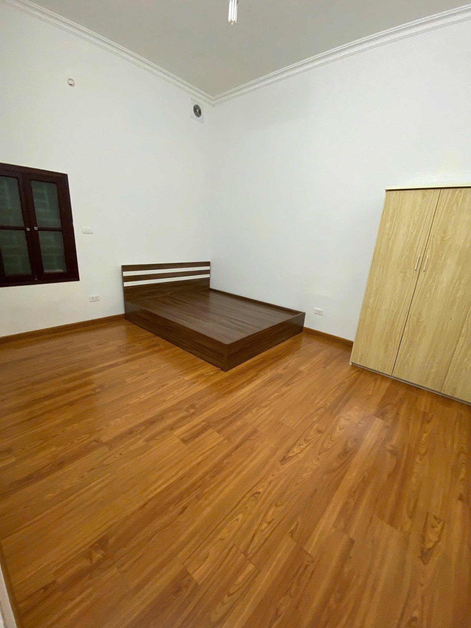 Cho thuê nhà ngõ 178 Quan Nhân, Thanh Xuân 55M X 3T ĐỦ ĐỒ giá 15 triệu 2