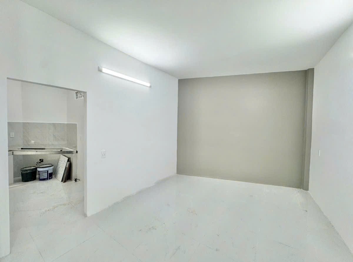 NHÀ DĨ AN SỔ RIÊNG MÀ GIÁ SỔ CHUNG - 44M2 2 TẦNG - KO QUY HOẠCH KO LỘ GIỚI - 2,1 TỶ 5