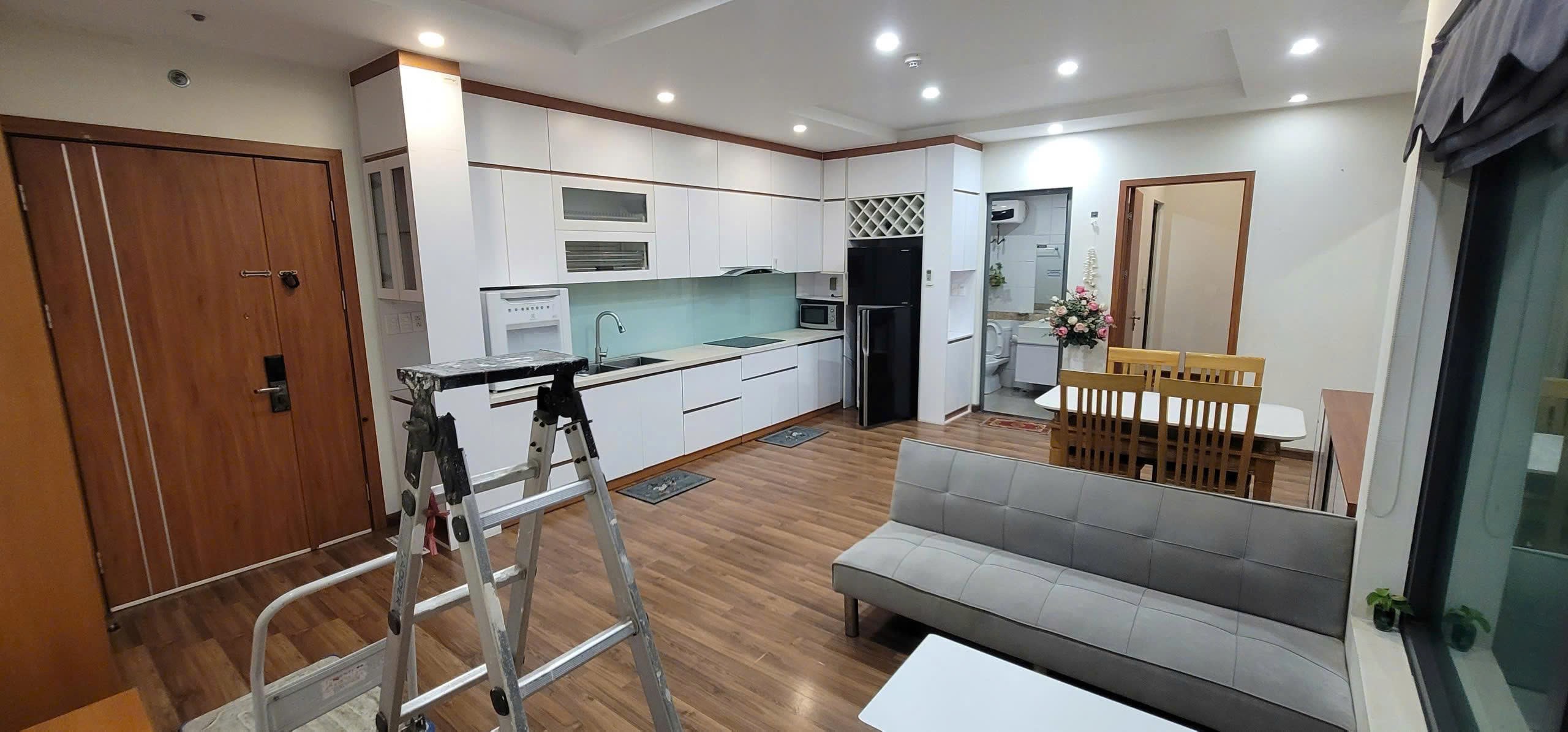 Cho thuê căn hộ Plaza 2 Nguyễn Hoàng, Mỹ Đình 76M FULL ĐỒ, ĐẸP giá 15 triệu 5