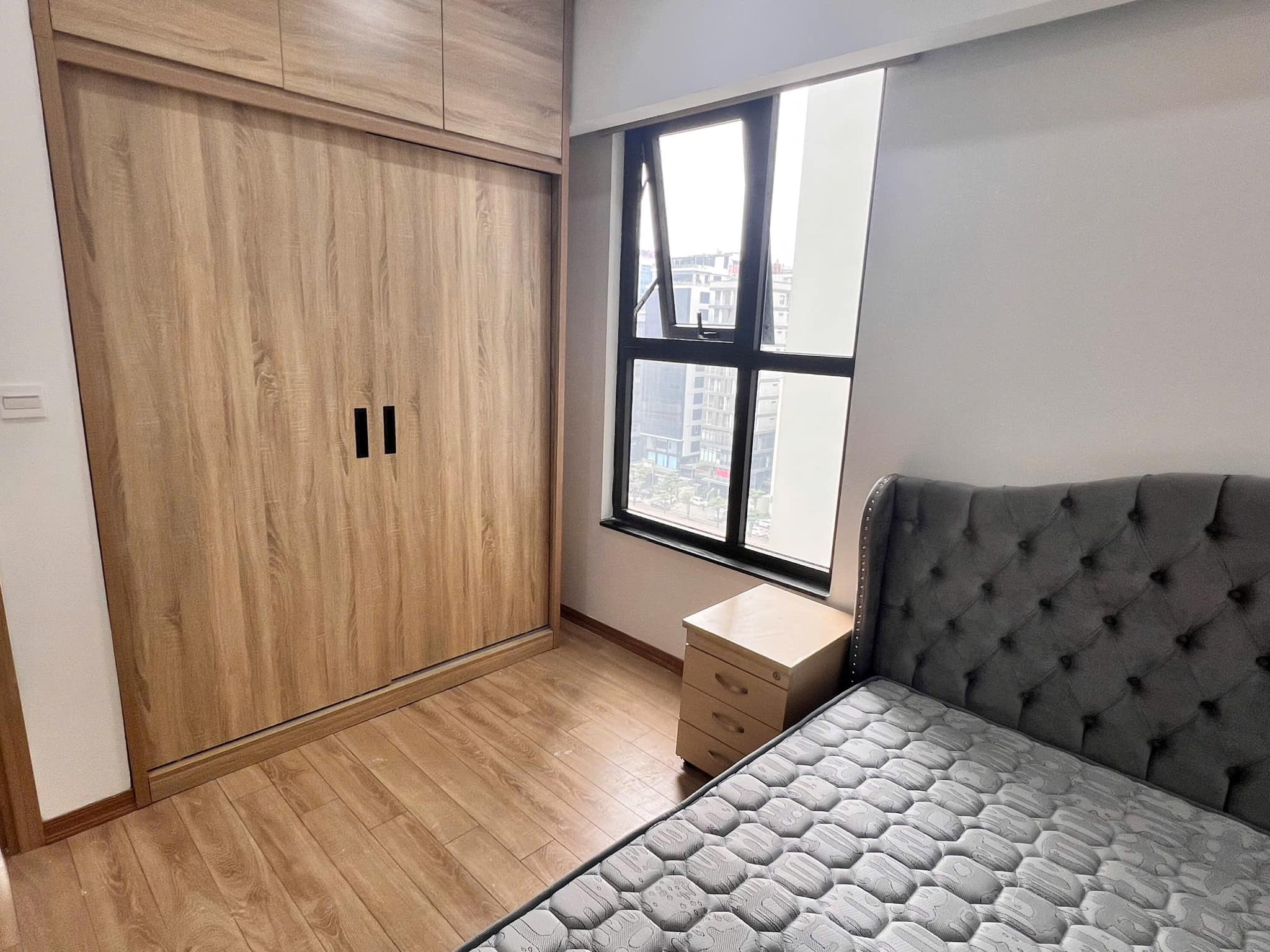 Bán căn hộ 2PN ở Imperia Garden, full đồ sẵn sổ, giá 7.x tỷ 6