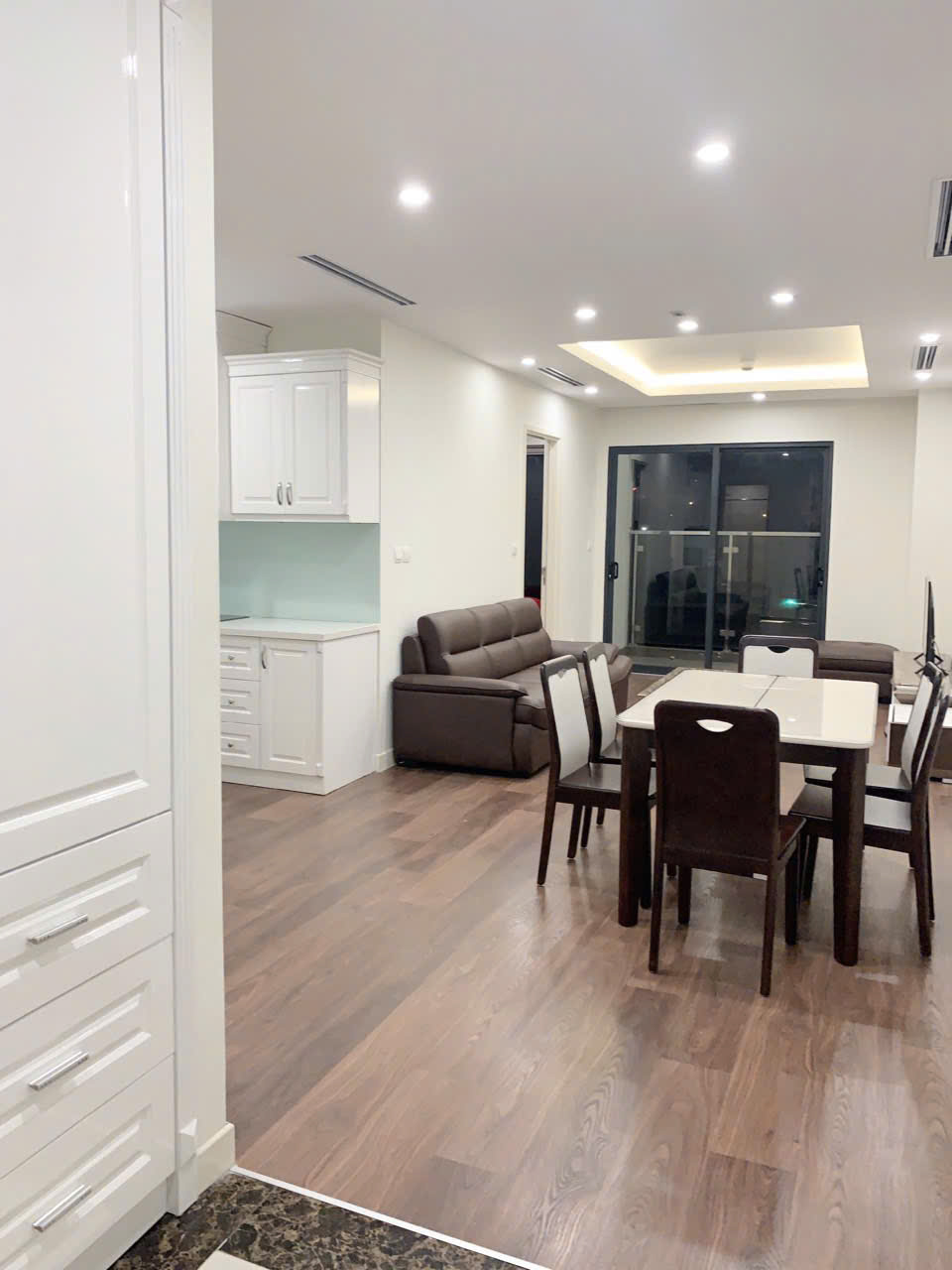 Bán căn hộ 2PN tại Imperia Garden, SHLD, full đồ giá 7.x tỷ 2