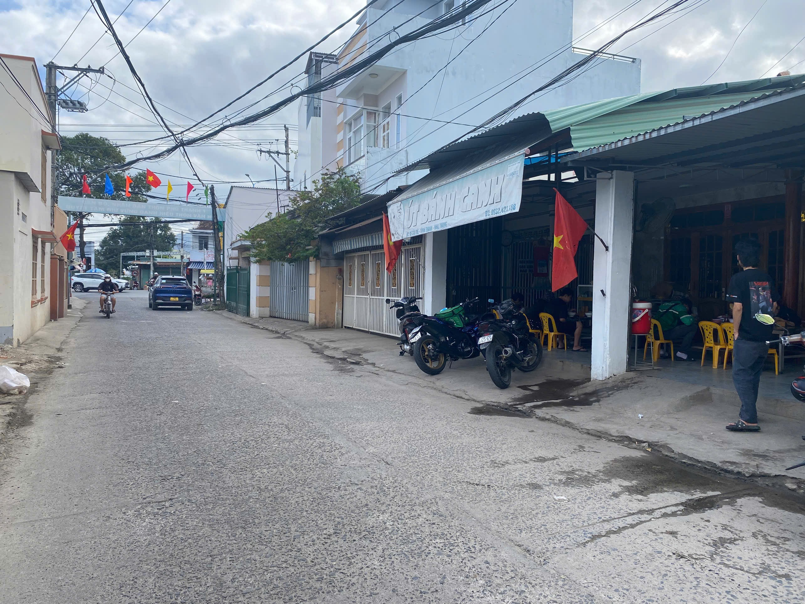 Bán đất mặt tiền Cầu Bè gần 23/10 Nha Trang, DT 118m2 ngang 5.3m, kinh doanh tốt, giá 5.9 tỷ 5