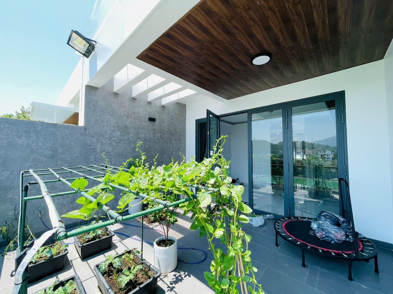 Nhà Hiện Đại Khu Đô Thị Mỹ Gia Vài Bước Tới Sân Banh tặng full nội thất xịn 2