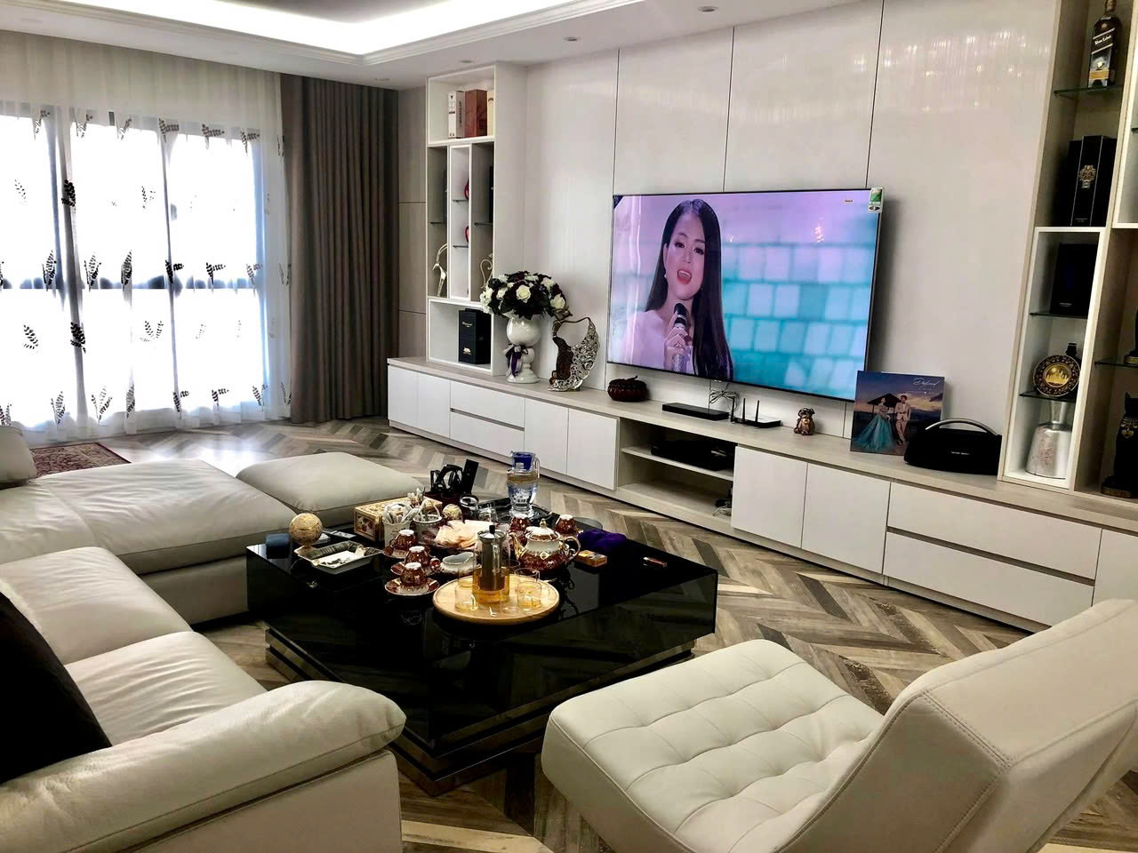 Cần bán CHCC Mulberry Lane 3PN-154m2, BCĐN, giá 9.4 tỷ 2