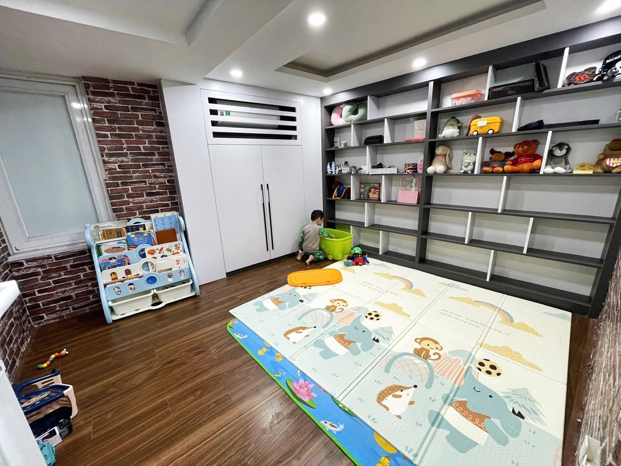 Bán căn CC mini ngõ 213 Giáp Nhất 5