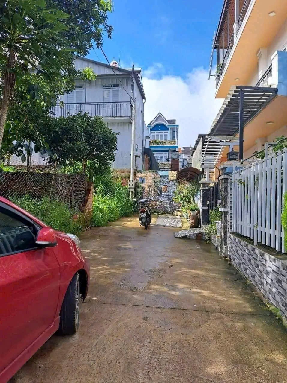 Bán Nhanh Lô Đất 110m2 SRXD Đường Ngô Quyền, P6, Đà Lạt Chỉ 4,7 Tỷ 2