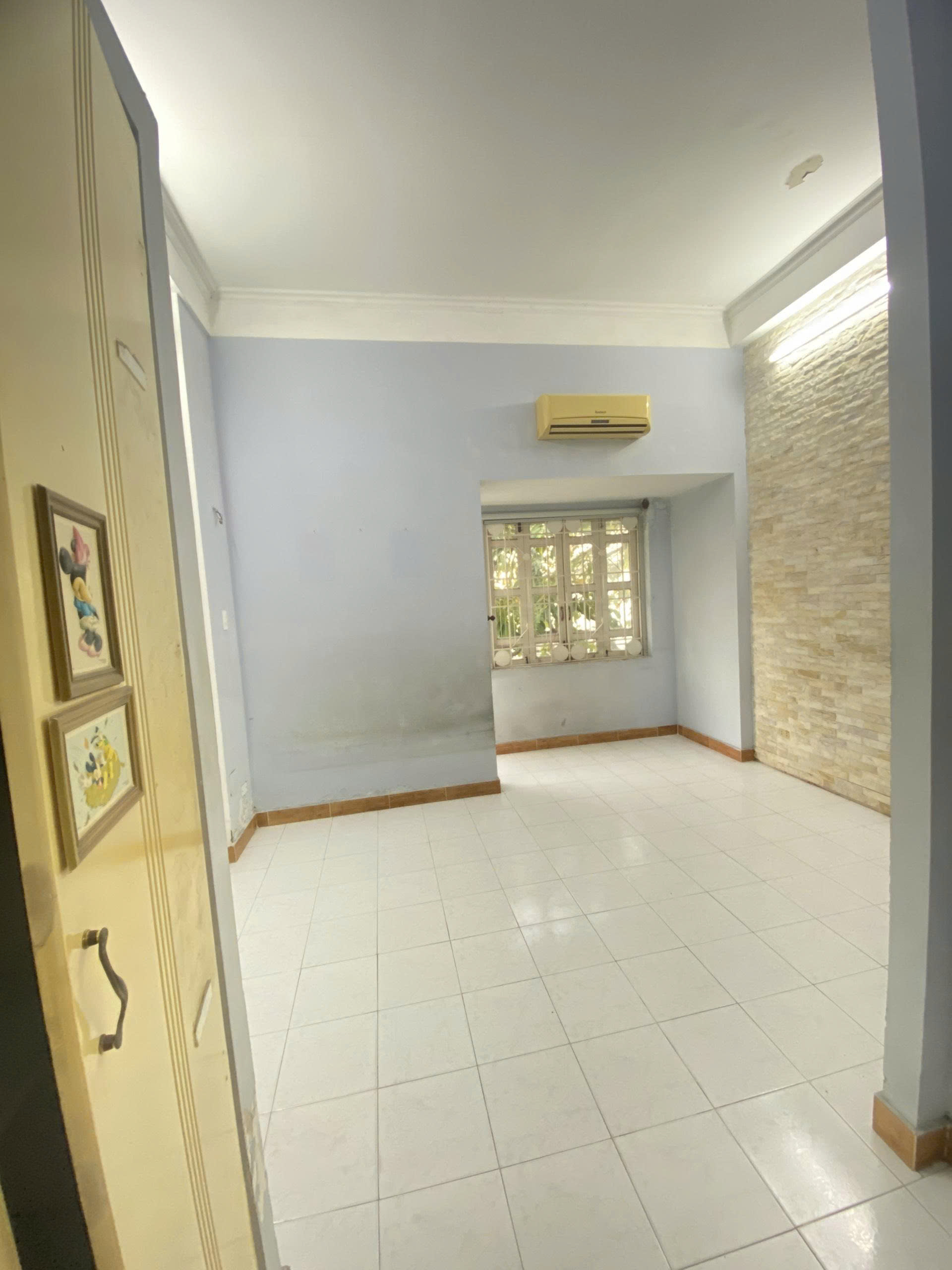 CHO THUÊ NHÀ HẺM XE TẢI ĐƯỜNG SỐ 17 LIỀN KỀ GIGAMALL GIÁ 14TR TRỆT 1 LẦU 4