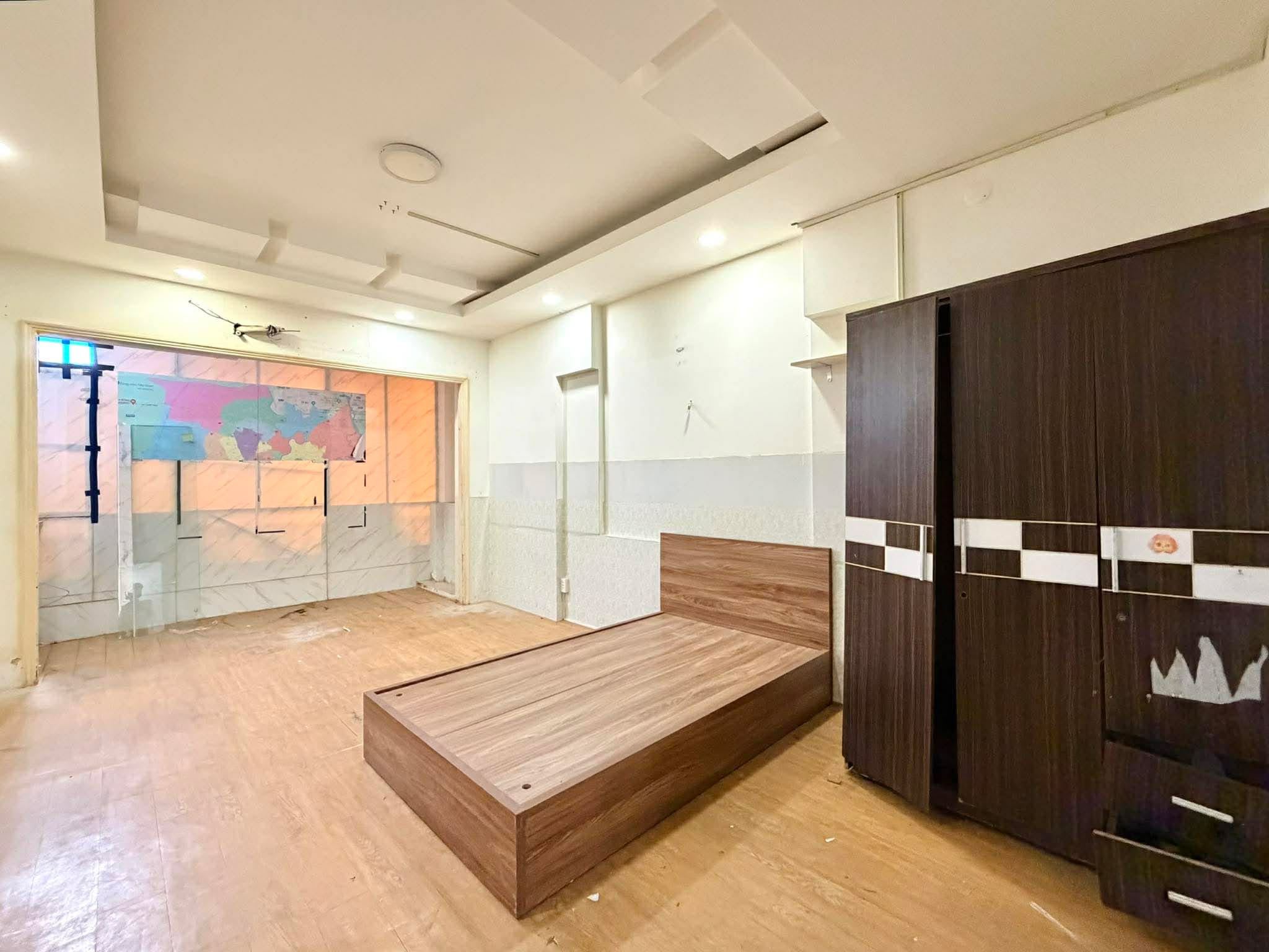 MT LÝ CHÍNH THẮNG Q3: 60m2 A4 - ĐỐI DIỆN METROPOLE - 4 TẦNG - 30 TỶ 9