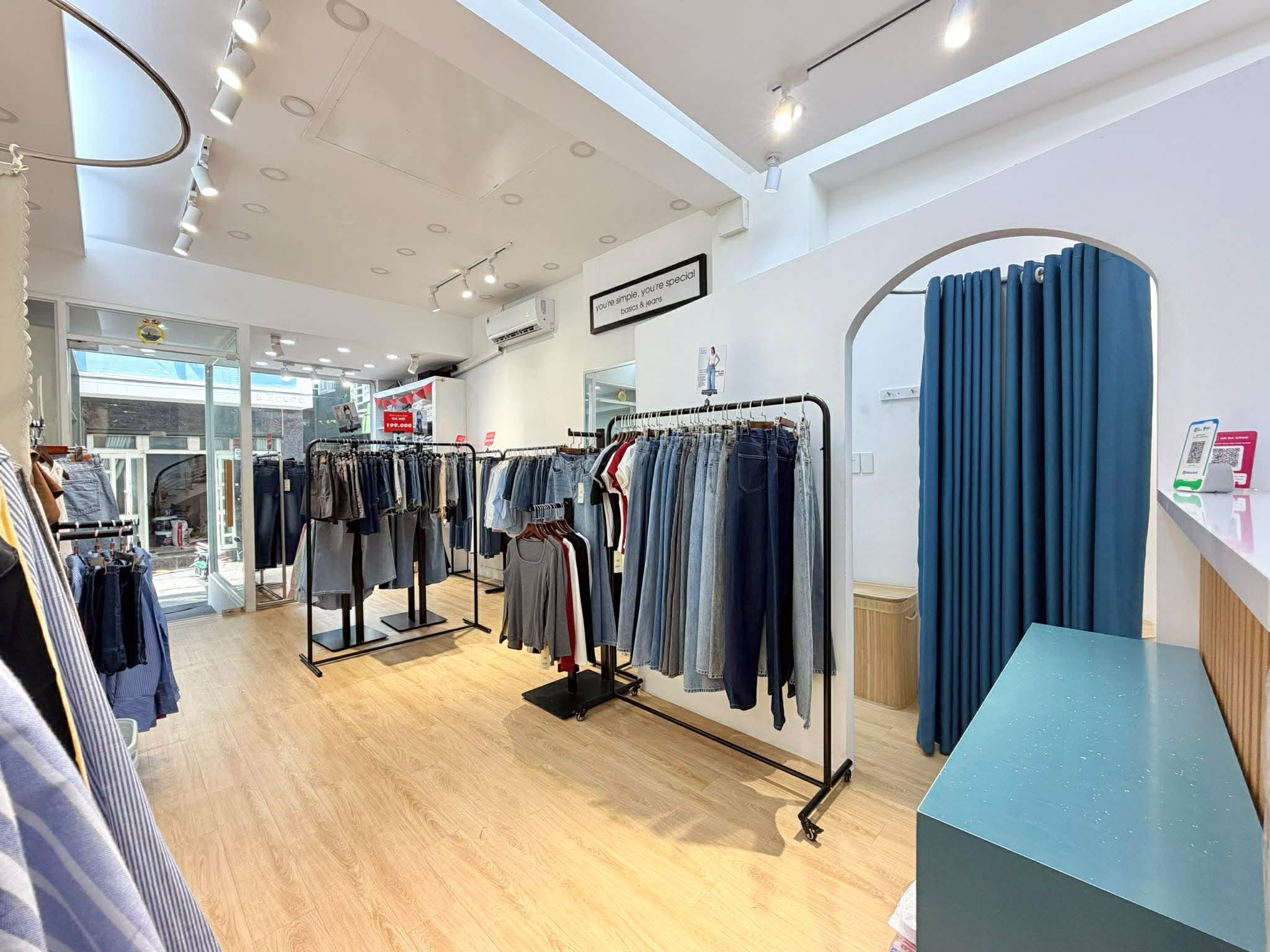 MẶT TIỀN HOA LÀI - PHAN XÍCH LONG - 4 TẦNG KINH DOANH ĐỈNH - 16.9 TỶ 4