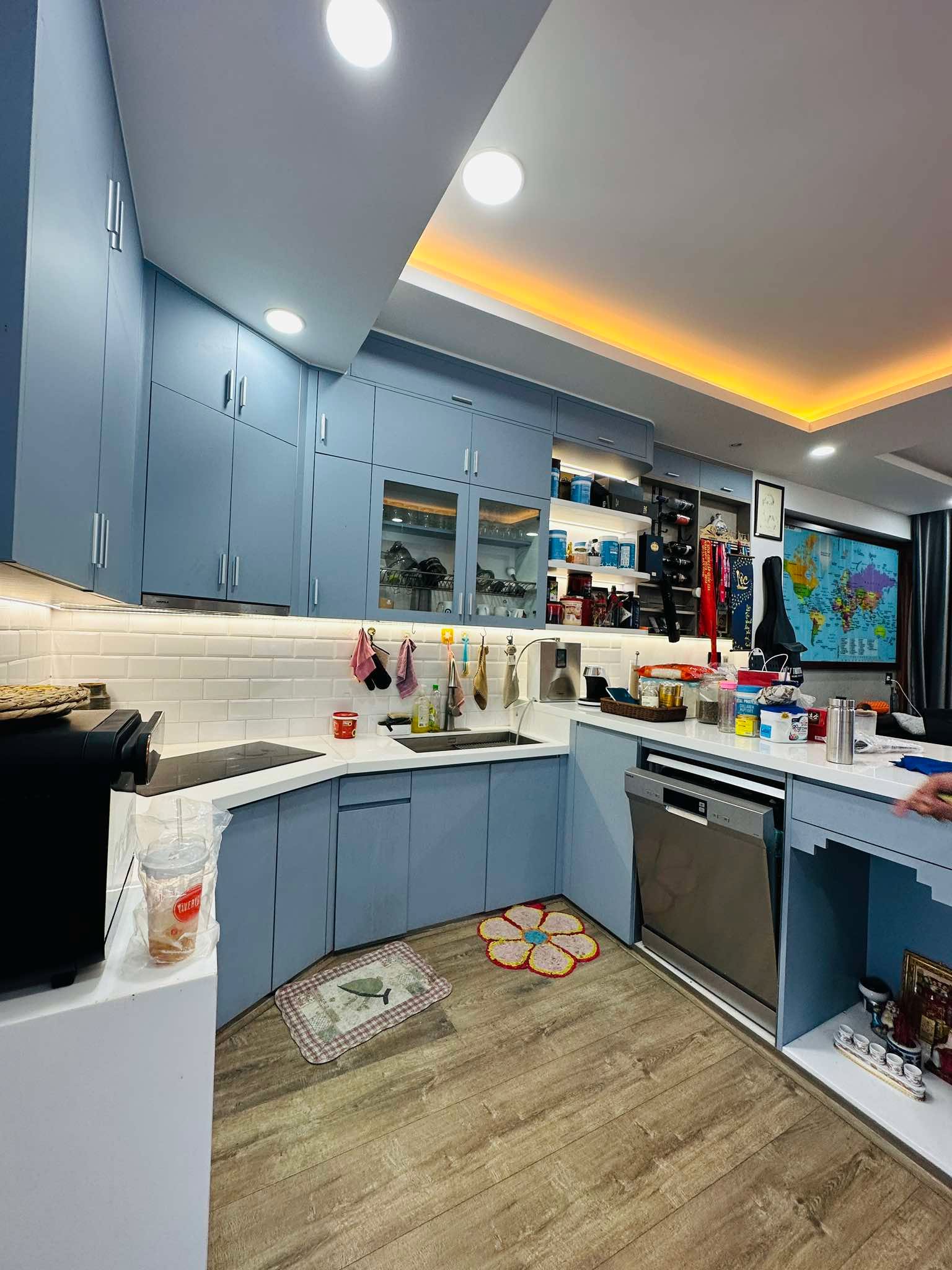 VỊ TRÍ ĐẮC ĐỊA - SÁT MẶT TIỀN NGUYỄN VĂN TRỖI - TOÀ NHÀ 7 TẦNG THANG MÁY CÓ HẦM - 29 TỶ 3