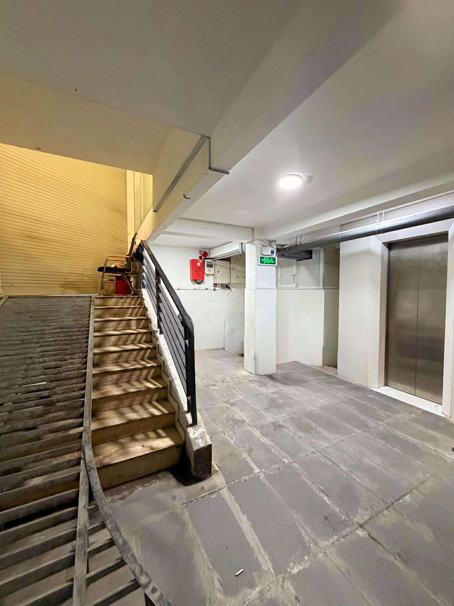 MẶT TIỀN KINH DOANH ĐƯỜNG 3/2 - LÔ GÓC 3 MẶT THOÁNG 7 TẦNG CÓ HẦM & THANG MÁY 3