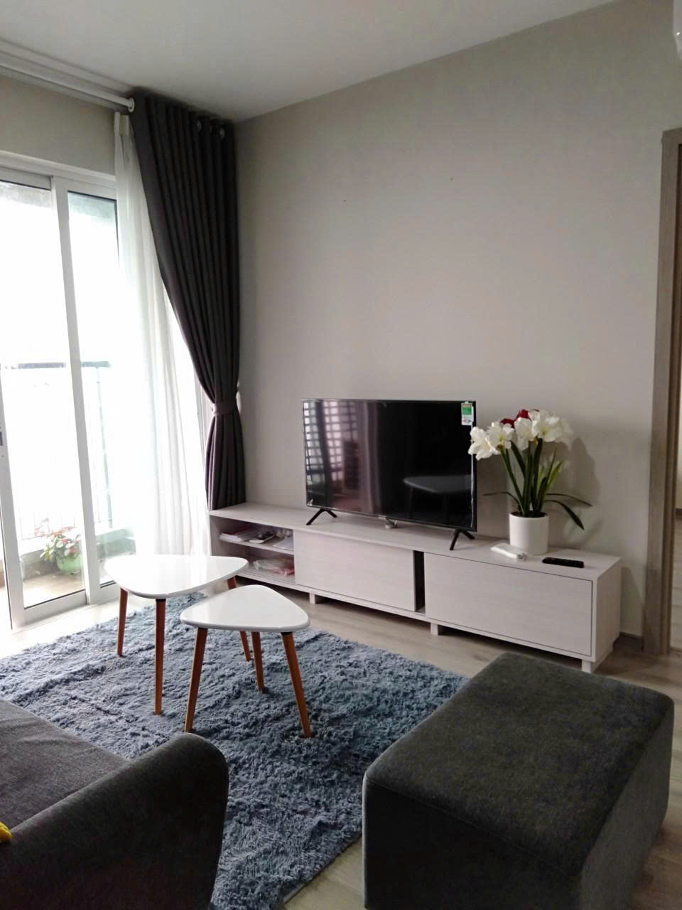 BÁN căn hộ 2PN tại Seasons Avenue, full đồ, SHLD giá 7.x tỷ 5