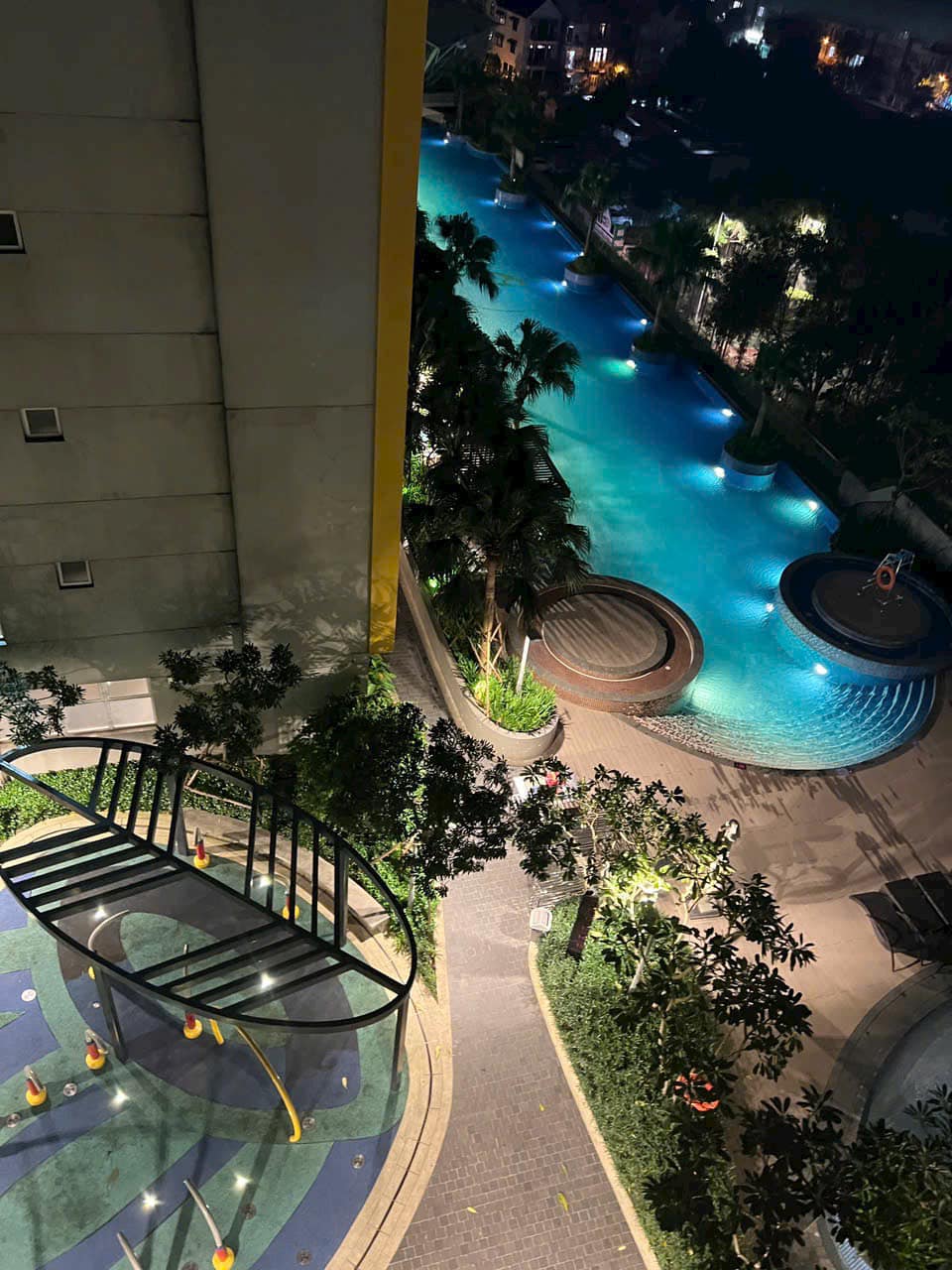 Bán căn 2PN dt 76m2 tại SEASONS AVENUE tầng trung tòa đẹp chỉ 7 tỷ 7