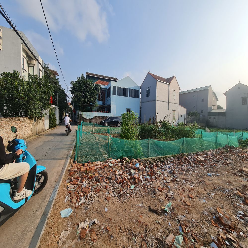 Rẻ nhì Gia Lâm, Kim Sơn cũ nay Thuận An. 45m2, đường 2,5m chỉ 2 tỷ x. Lh 0989894845 Tôi có lô đất t