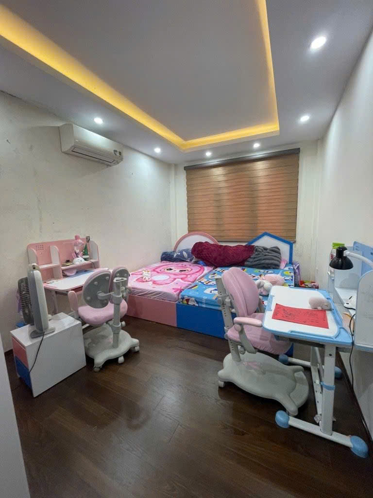 Lô Góc ô tô đỗ vài bước ra phố Tô Hiệu cạnh chợ Hà Đông 40m2 chỉ 13.x tỷ. LH 0989626116 2