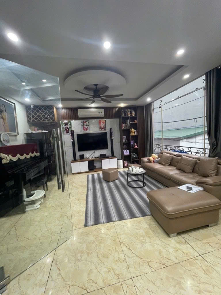 Lô Góc ô tô đỗ vài bước ra phố Tô Hiệu cạnh chợ Hà Đông 40m2 chỉ 13.x tỷ. LH 0989626116