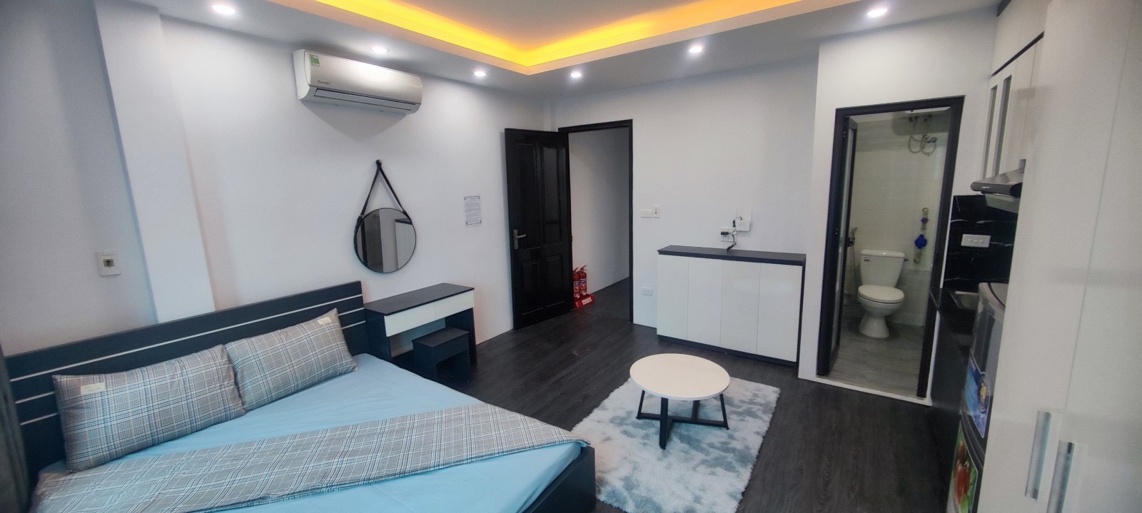 BÁN TÒA CCMN HỒ TRIỀU KHÚC 80M2 7 TẦNG THANG MÁY 18PKK GIÁ 15 TỶ