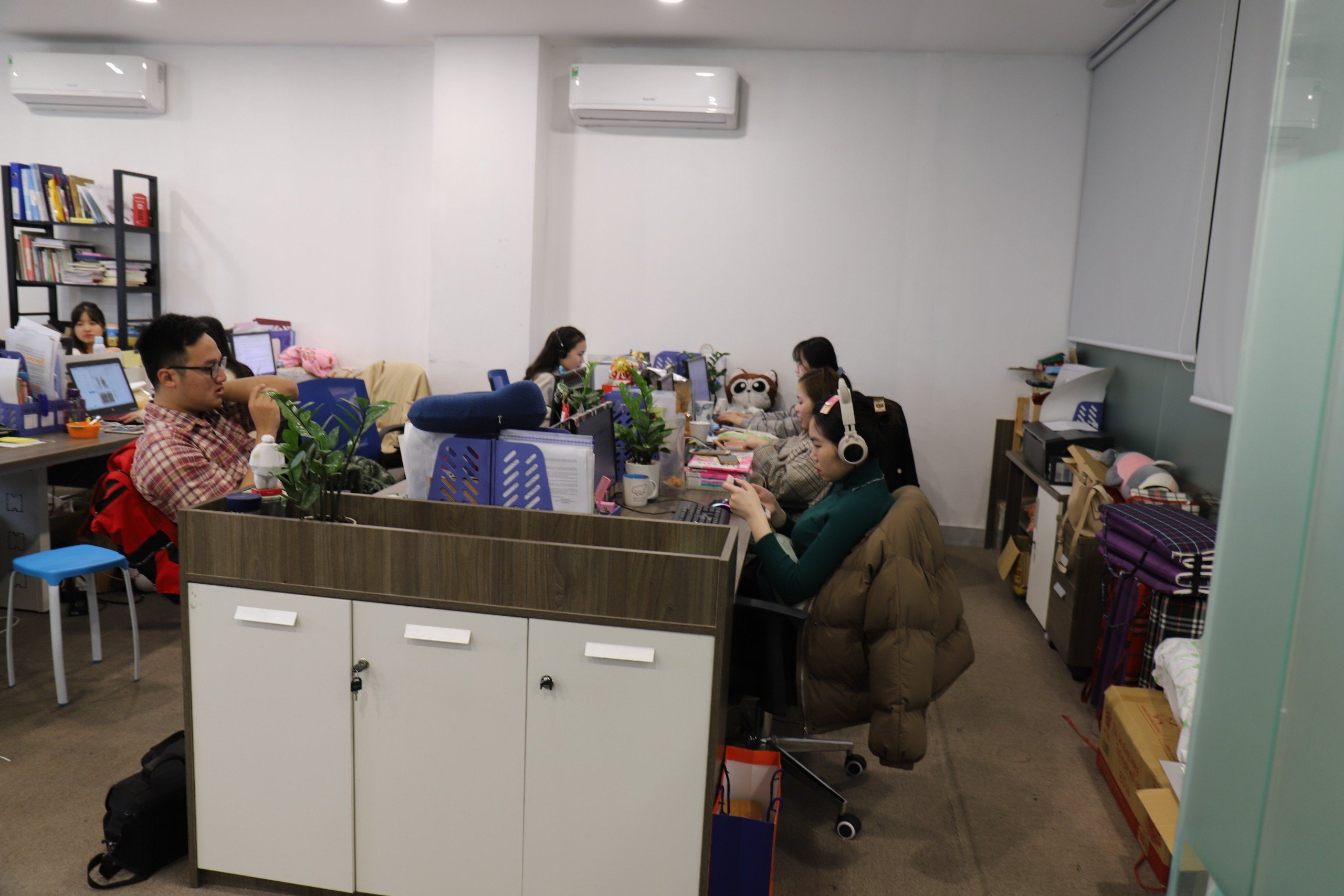 Cho thuê Văn phòng đường Hoàng Cầu, Phường Ô Chợ Dừa, Diện tích 60m², Giá 18 Triệu/tháng 8