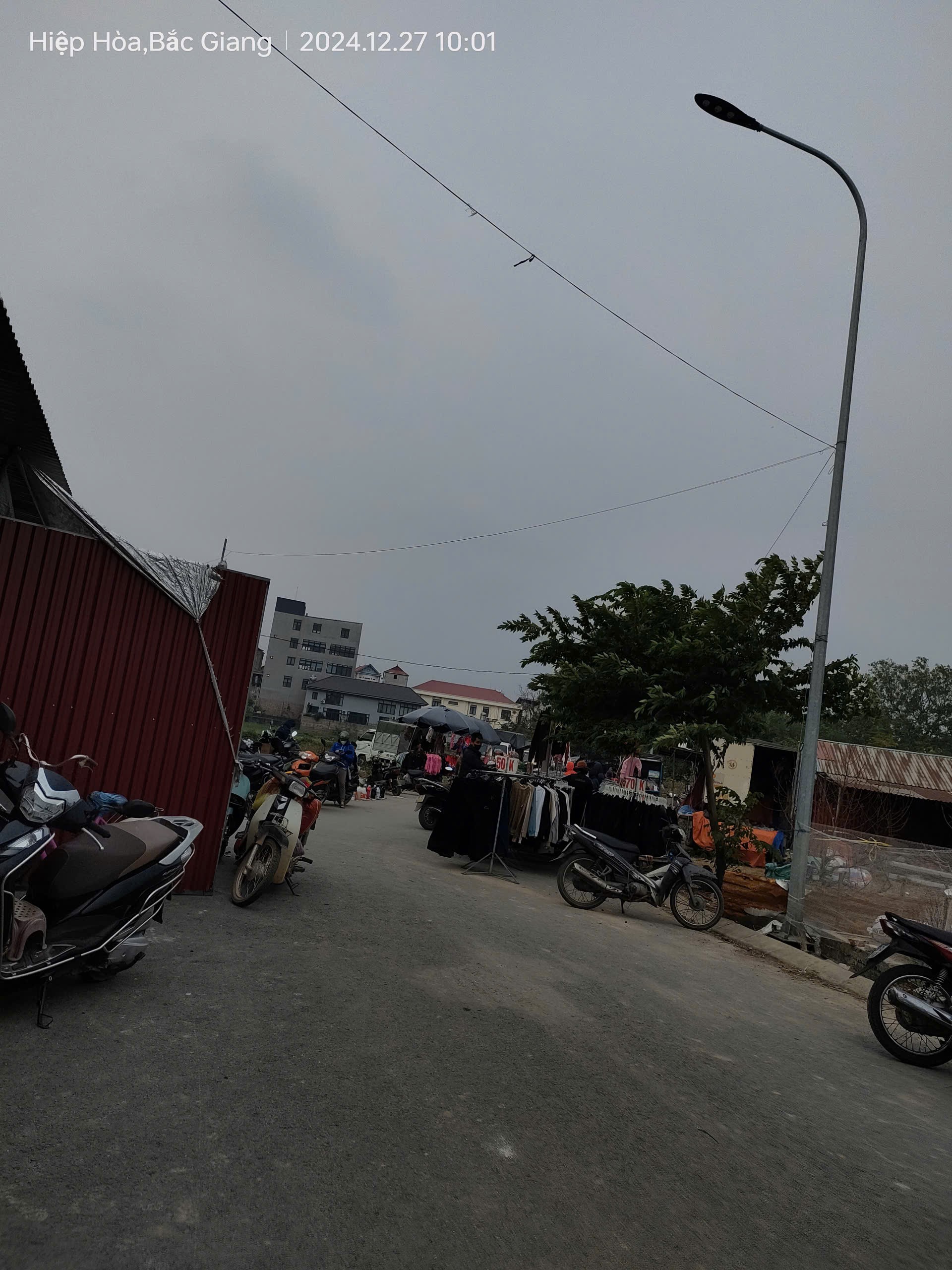 Bán gấp giá rẻ mặt đường Vườn Hồ 1, Bát Khối 91m, 4 tầng, mặt tiền 7m, 21.5 tỷ Long Biên.