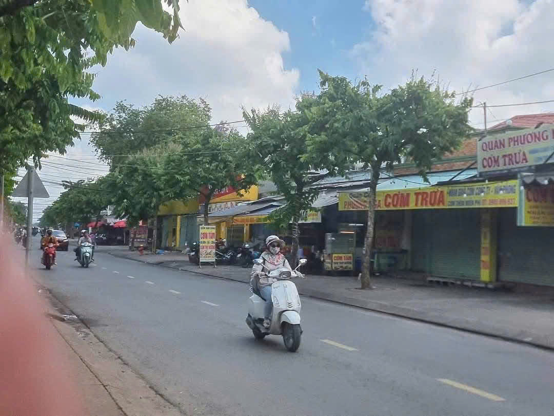 GIẢM SỐC 3,5 TỶ NHÀ MẶT TIỀN SONG HÀNH Q12 – 4 TẦNG CÓ THANG MÁY – CHỈ 11,5 TỶ. 3