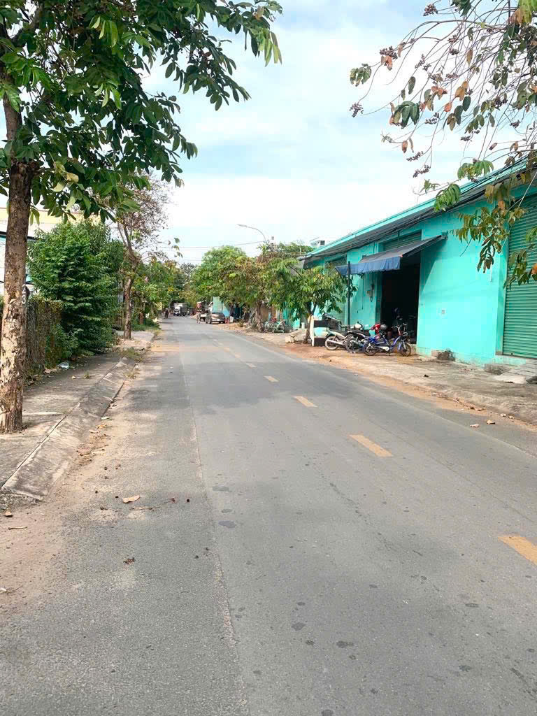 XƯỞNG 2 MẶT TIỀN XUÂN THỚI THƯỢNG 04, HÓC MÔN - 303m² THỔ CƯ – HƯỚNG ĐÔNG 3