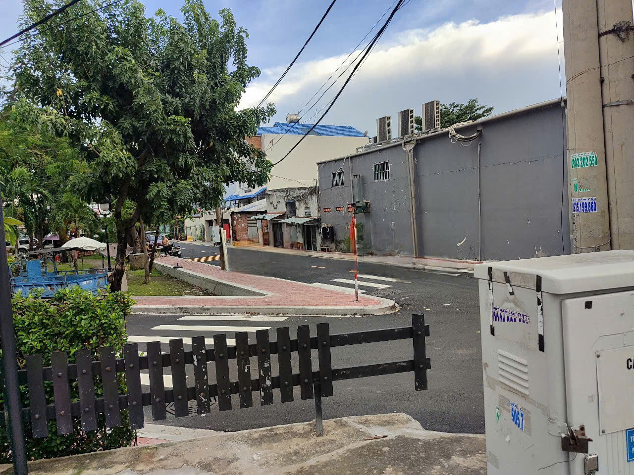 BÁN ĐẤT VIEW CÔNG VIÊN NGAY PHẠM VĂN ĐỒNG TẶNG DÃY TRỌ LIỀN KỀ GIGAMALL - HBC - THỦ ĐỨC - 18 TỶ 4