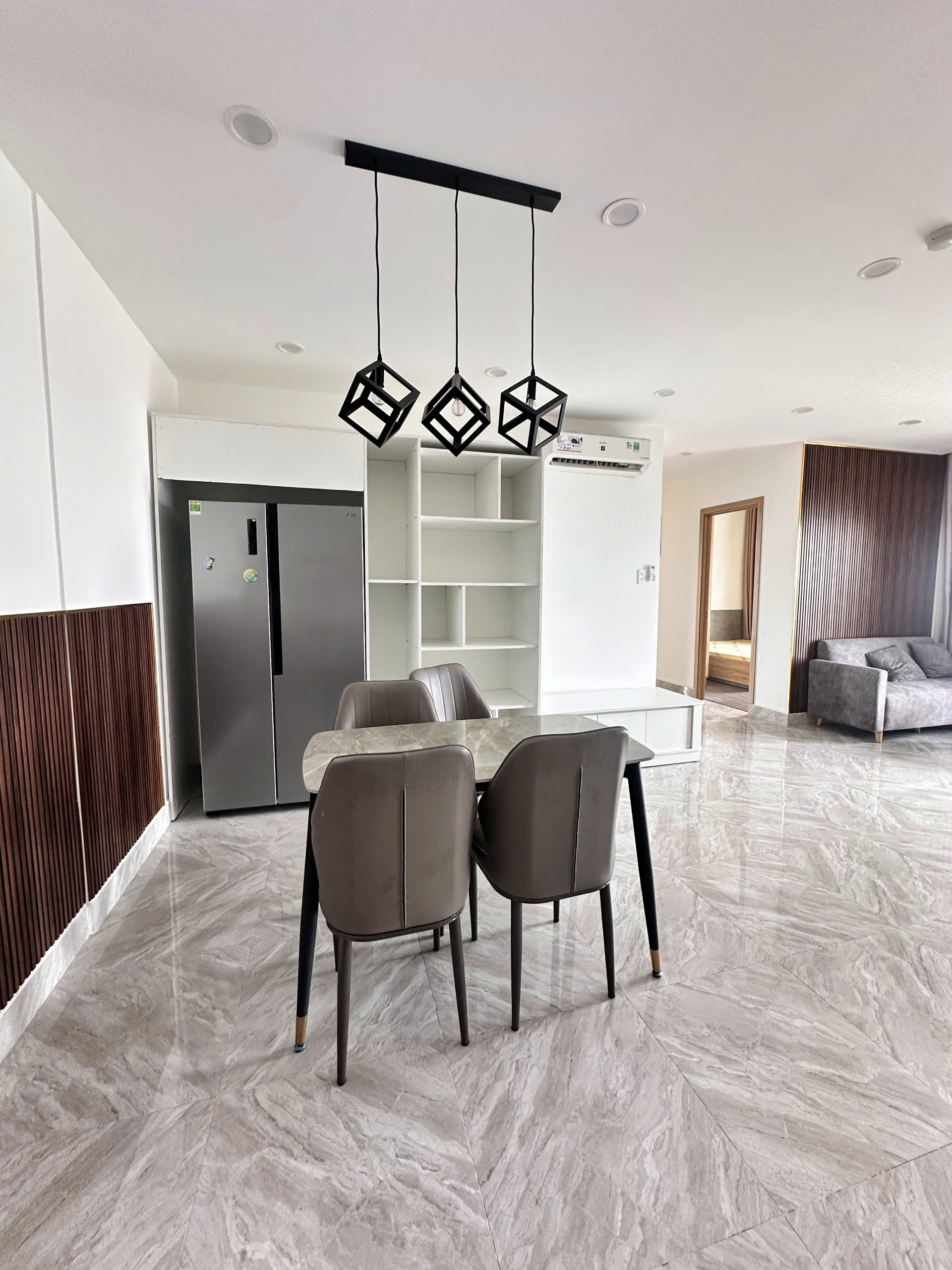 Bán căn hộ 3Pn diện tích 96m2 tại Lavida Plus tổng giá chỉ 6.6 tỷ nhà hoàn thiện cơ bản 3