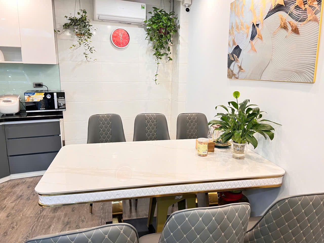 An Cư Lý Tưởng Tại Ngõ 137 Việt Hưng - 47m2 Nhà Đẹp 5 Tầng, Trước Nhà Thoáng Đã, Giá Mềm Nhất Khu! 5