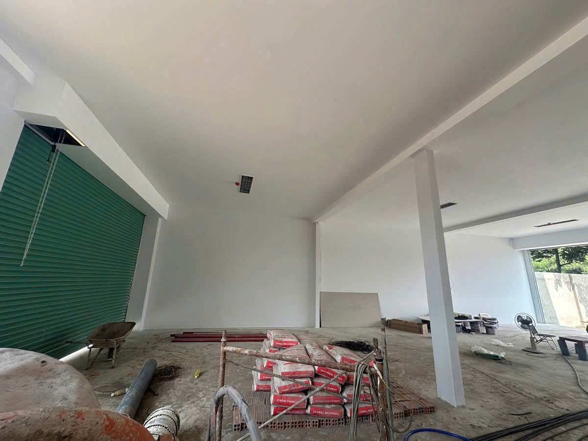 XƯỞNG MỚI MẶT TIỀN SÔNG LU – XE CONT 24/24 – NGANG 17M HIẾM 4