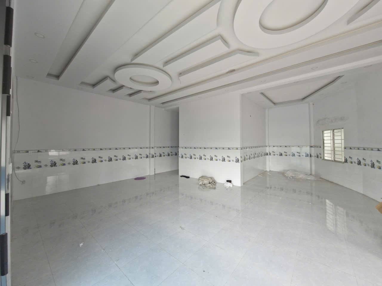 Nhà cho thuê mặt tiền đường lớn DT47 Dương Tơ Phú Quốc – 2PN 2WC – Diện tích 11x20m – 12tr/tháng 2