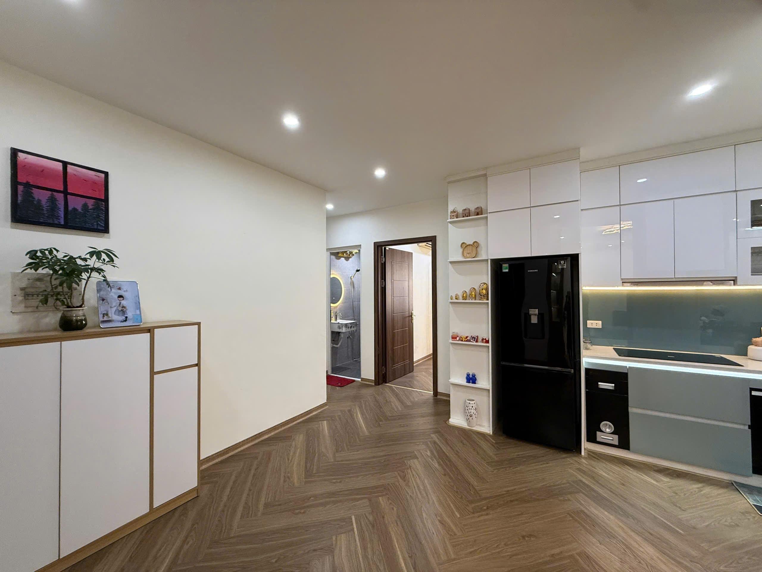 HOT! CĂN HỘ 76M² TRUNG TÂM TRUNG HÒA – NHÂN CHÍNH.CHO THUÊ 17TR/THÁNG – GIÁ CHỈ ~4.2 TỶ. 3