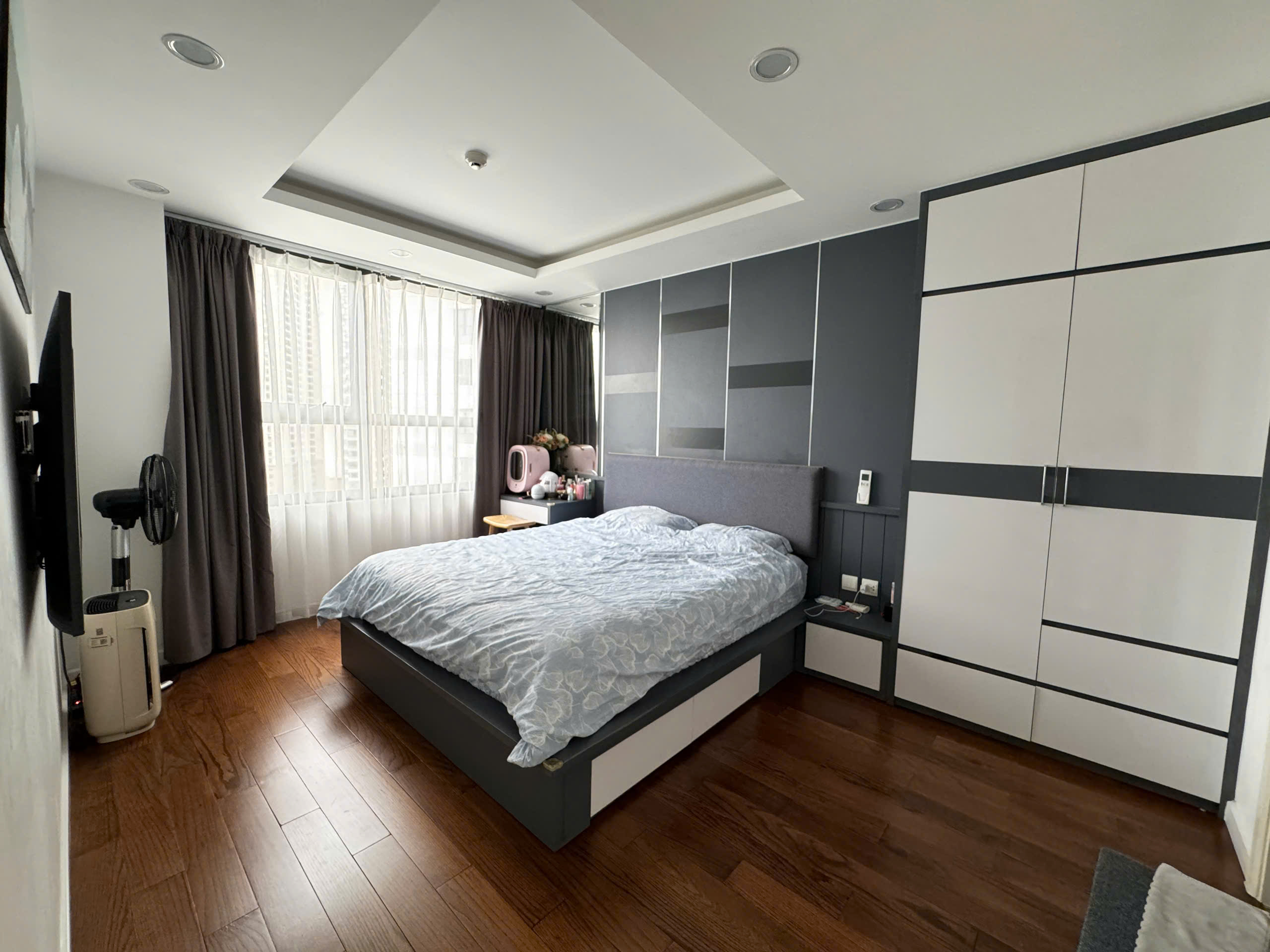 Cần bán Căn hộ chung cư dự án Vinhomes D'Capitale, Diện tích 85m², Giá 13 Tỷ 2