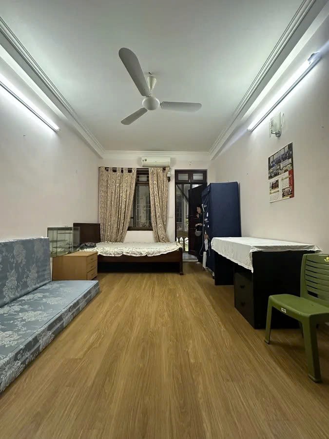 CHỦ BÁN ĐI ĐỂ CHIA TÀI SẢN 50m2 x 4 TẦNG - MẶT PHỐ KINH DOANH ĐỐNG ĐA , PHỐ THÁI THỊNH GIÁ 18,3 TỶ