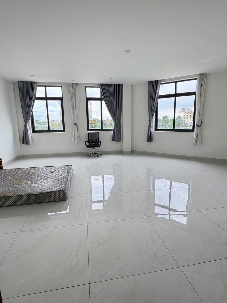 Cho thuê Nhà mặt tiền Phường An Phú, Quận 2, Diện tích 140m², Giá 040 Triệu/tháng 4