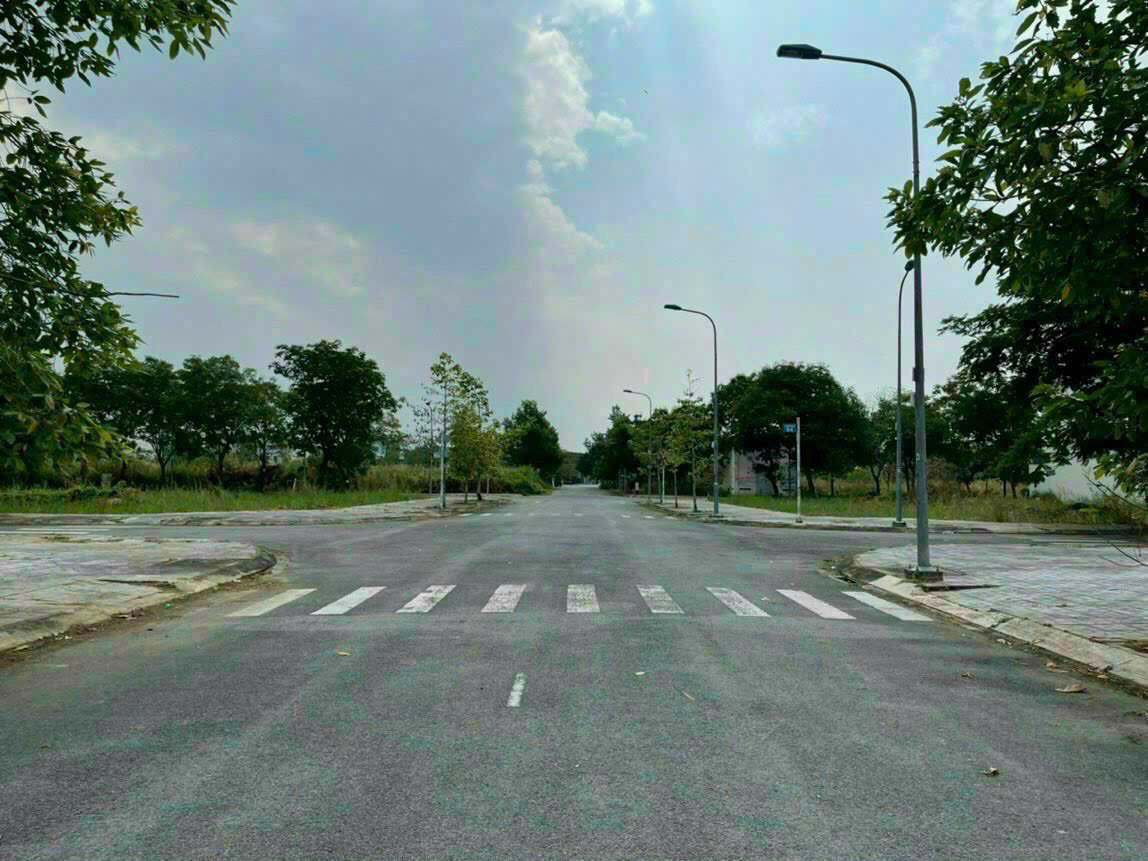 Cần bán Đất Phường Trường Thạnh, Quận 9, Diện tích 187m², Giá 13.5 Tỷ