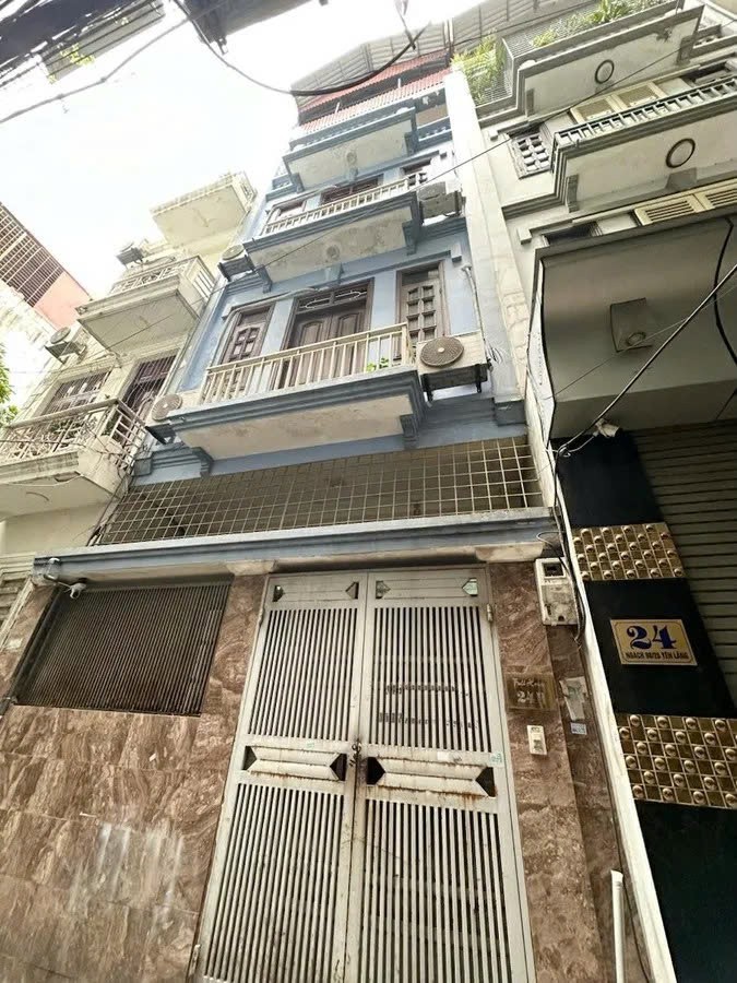 NHÀ DÂN XÂY  - LÕI ĐỐNG ĐA - TRƯỚC NHÀ 3M - MẶT TIỀN ĐẸP, PHỐ YÊN LÃNG 47m2 x MT 4m x GIÁ 13,8 TỶ