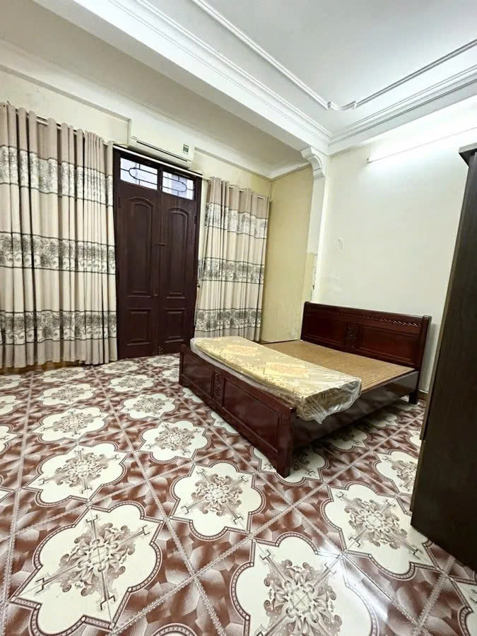 NHÀ DÂN XÂY  - LÕI ĐỐNG ĐA - TRƯỚC NHÀ 3M - MẶT TIỀN ĐẸP, PHỐ YÊN LÃNG 47m2 x MT 4m x GIÁ 13,8 TỶ 3