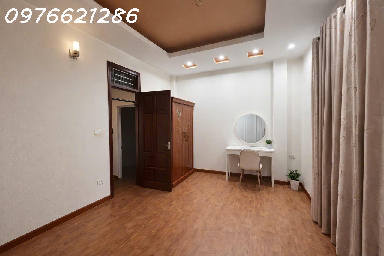 Bán nhà dân xây Ngô Gia Tự – 38m² – 5 tầng – 6 ngủ – Cách ô tô 20m – Giá 7,6 tỷ 2