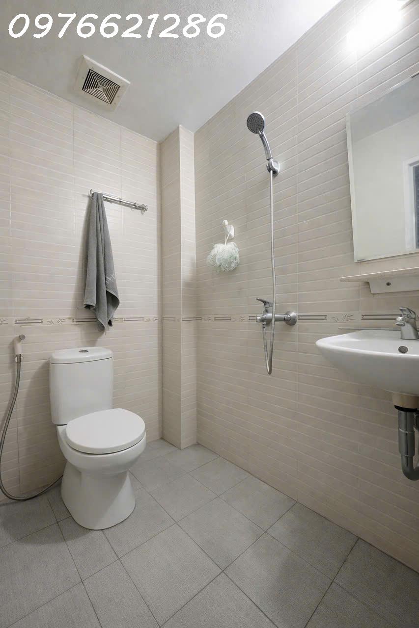 Bán nhà dân xây Ngô Gia Tự – 38m² – 5 tầng – 6 ngủ – Cách ô tô 20m – Giá 7,6 tỷ 3