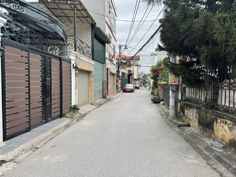 Bán Đất Mặt Đường Đông Dư 46,6m2 - Lô Góc 2 Thoáng - Kinh Doanh Tốt - Sát Cầu Thanh Trì & Ecopark 2