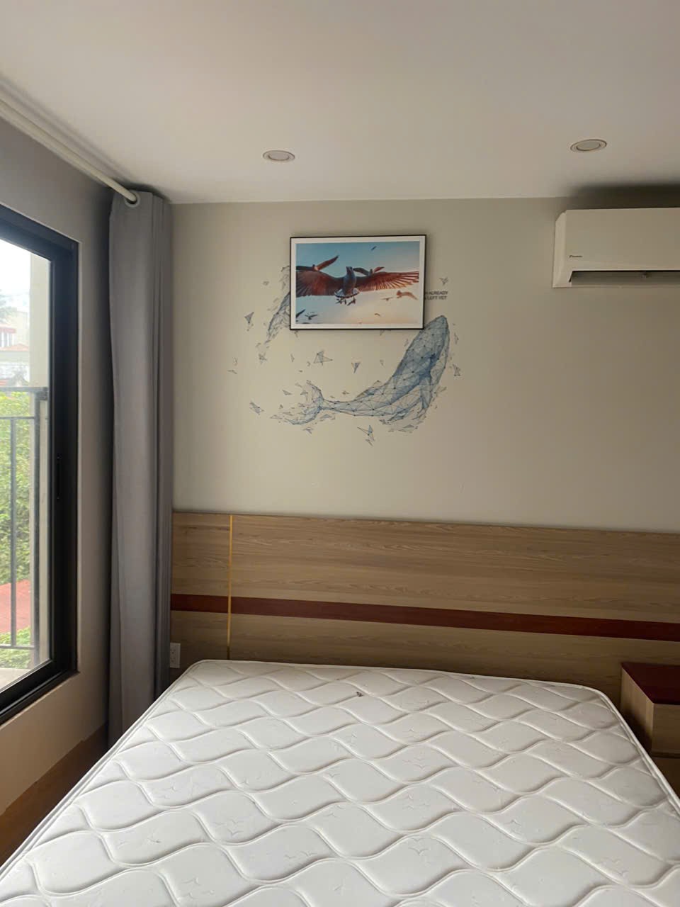 Cho thuê Căn hộ Apartment 1N1K tại ngõ 294 Kim Mã, Ba Đình. Ngõ nông rộng ô tô vào nhà. Chỉ 10tr 7